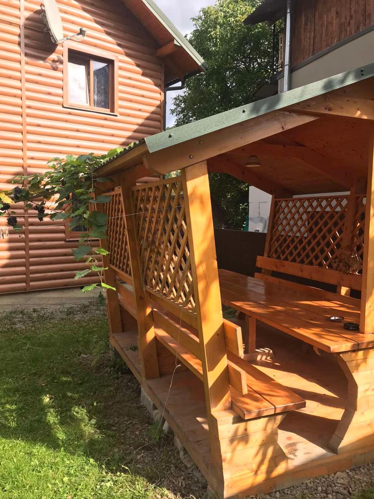 Базилік Hotel Jaremcse Kültér fotó