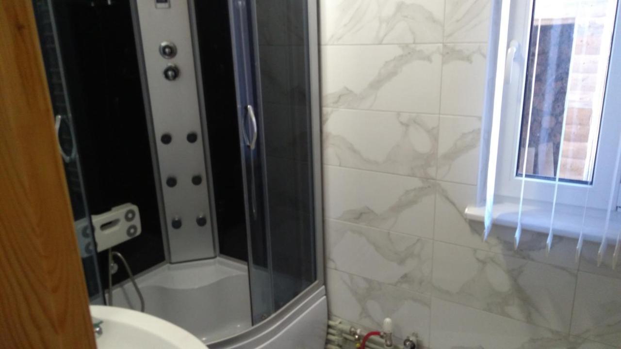 Базилік Hotel Jaremcse Kültér fotó
